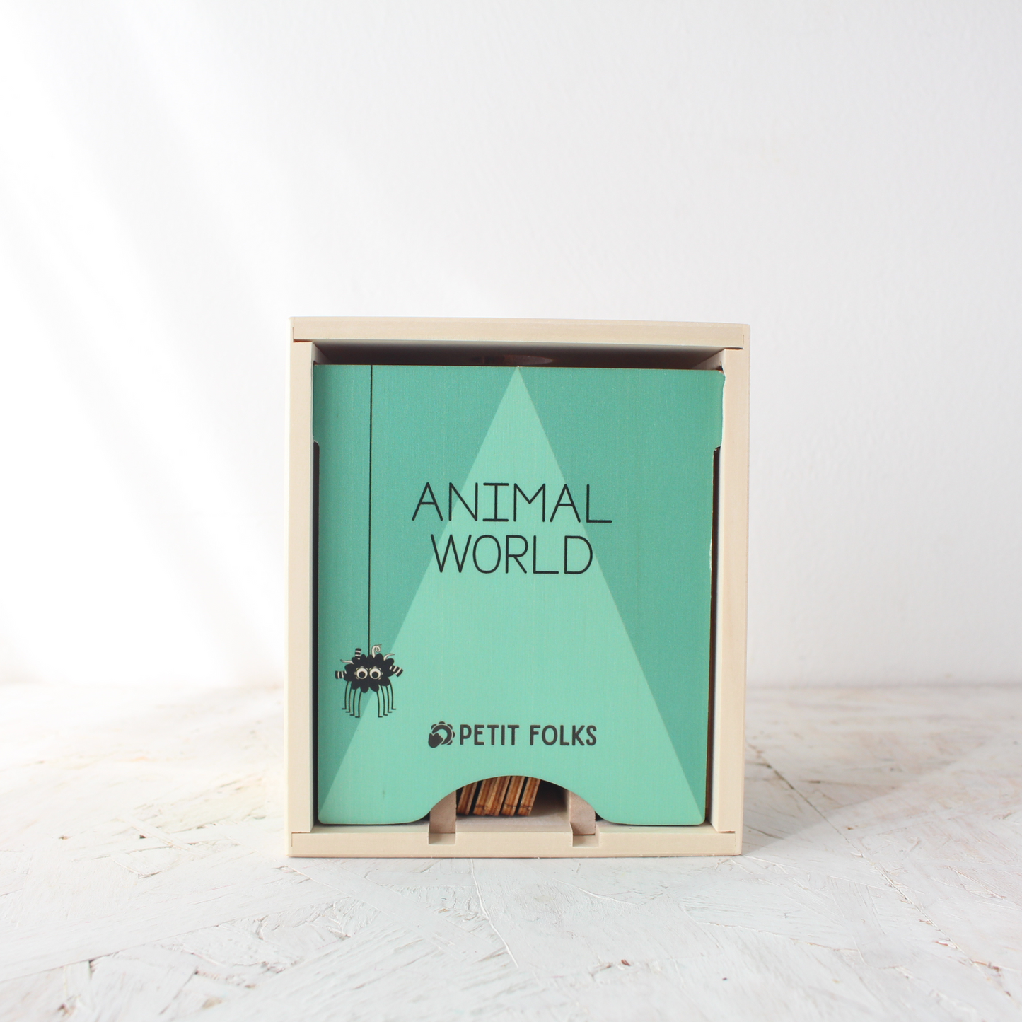 Animal World (Inglés) - Caja y App