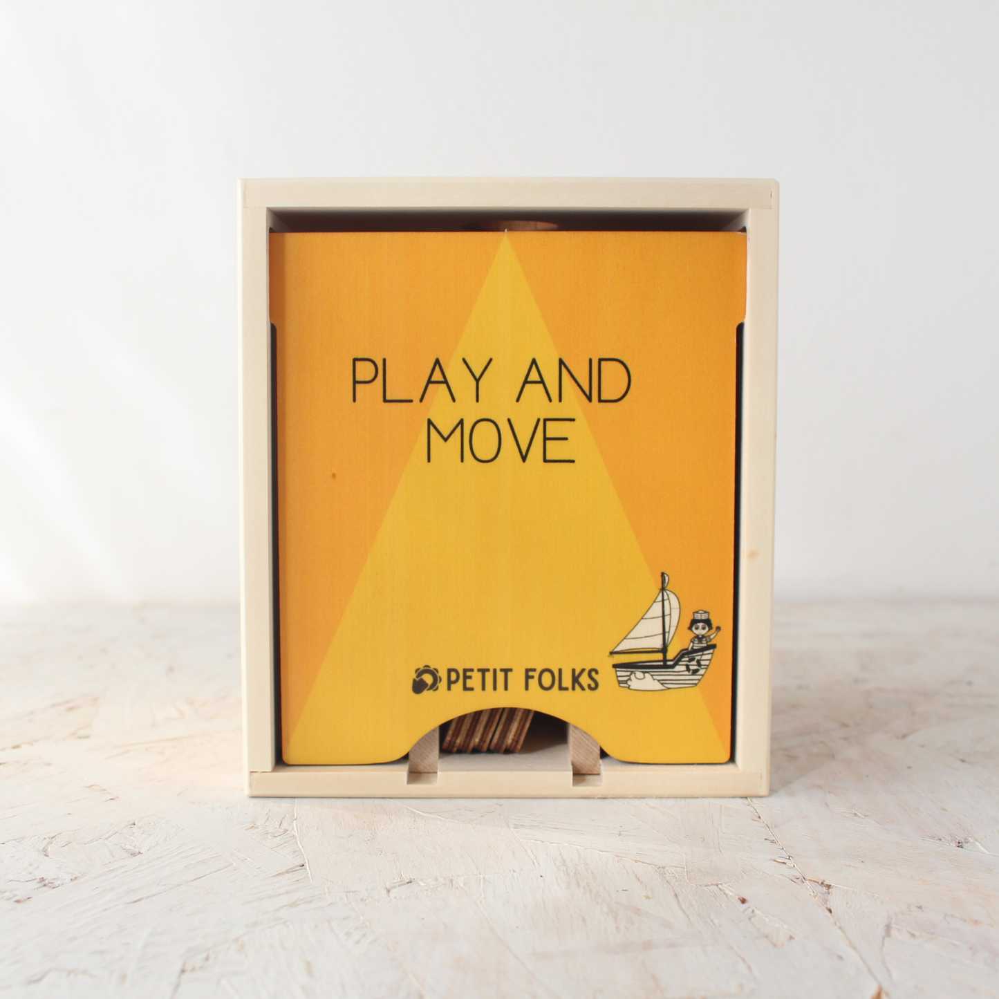 Play and Move (Inglés) - Caja y App